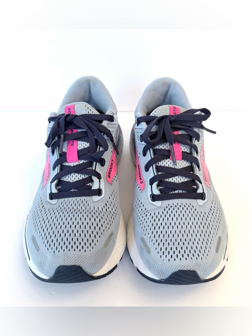 Brooks Adrenaline GTS 22 light blue gray and pink running shoes, size 9.5 - Picture 2 of 6